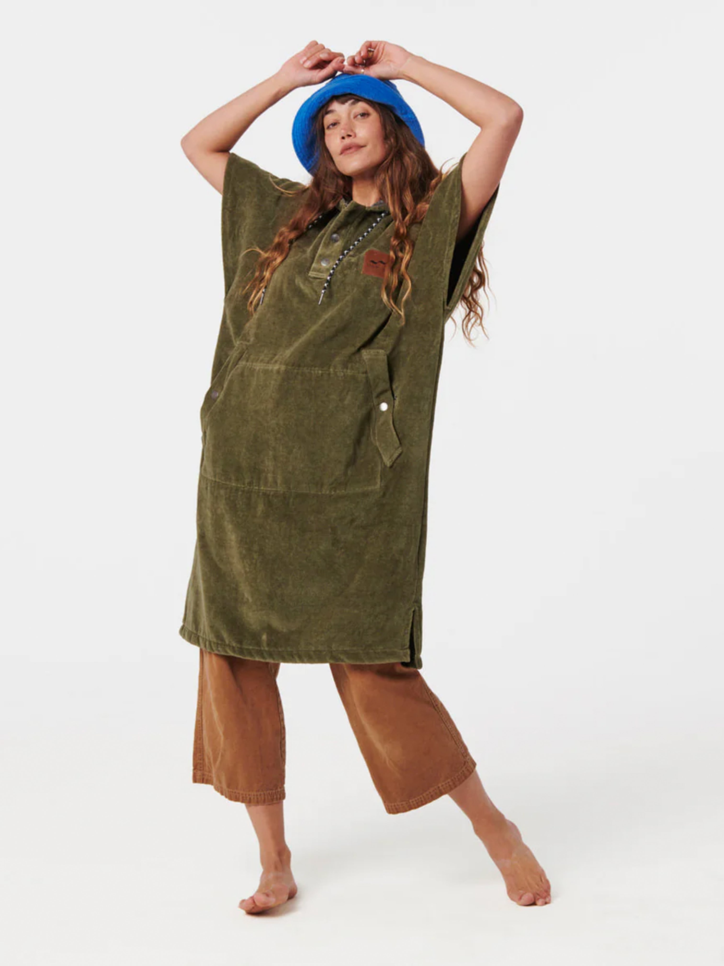 Slowtide - The Digs Changing Poncho