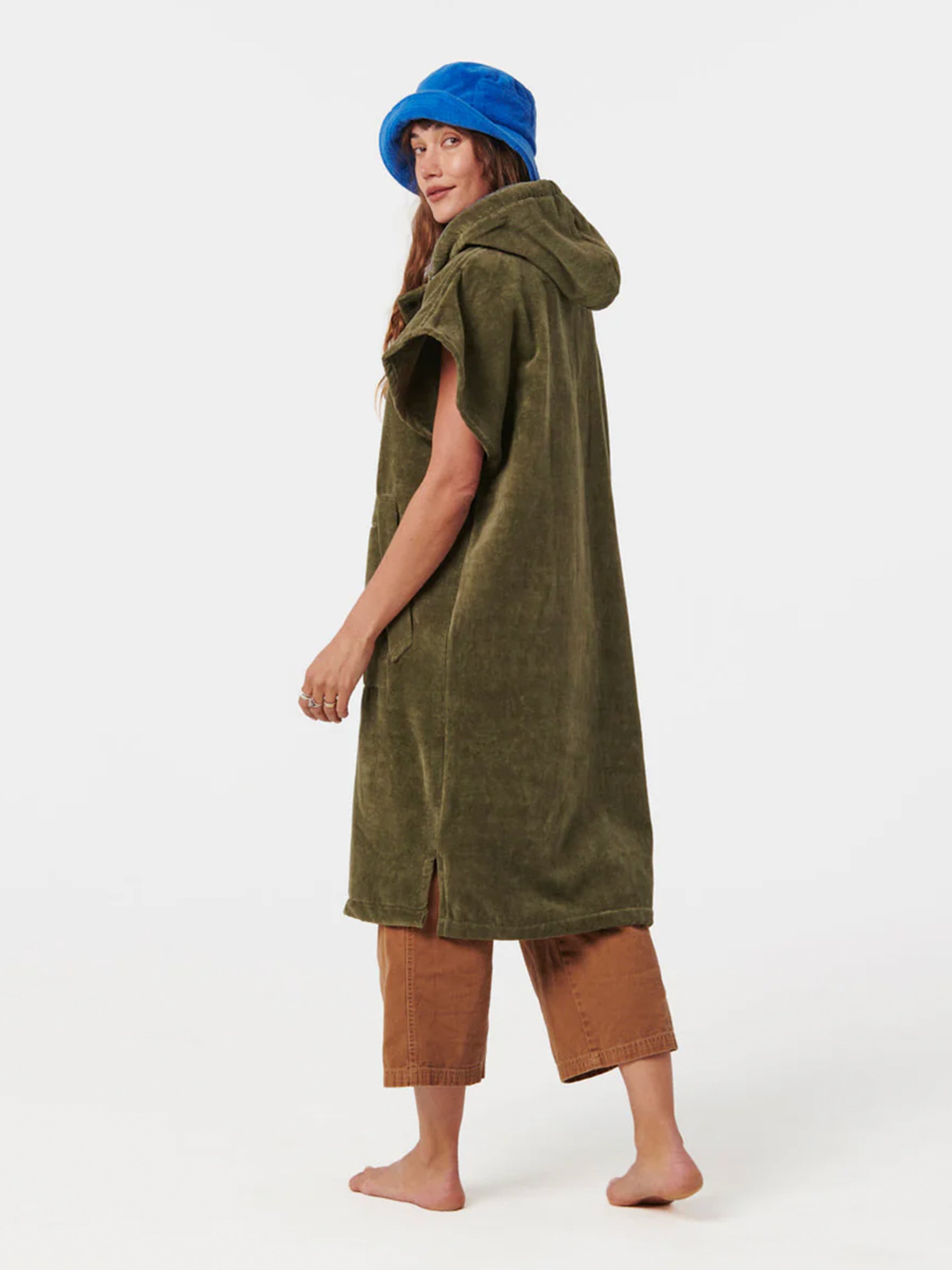 Slowtide - The Digs Changing Poncho