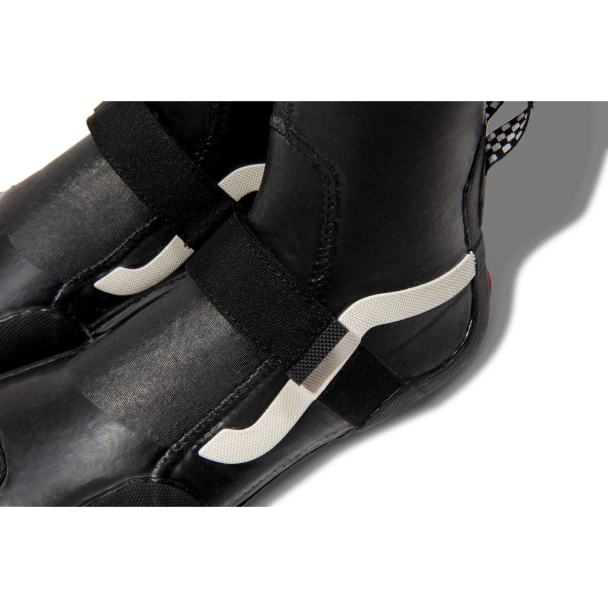 Vans 2 Hi Round Toe Surf booties 3mm