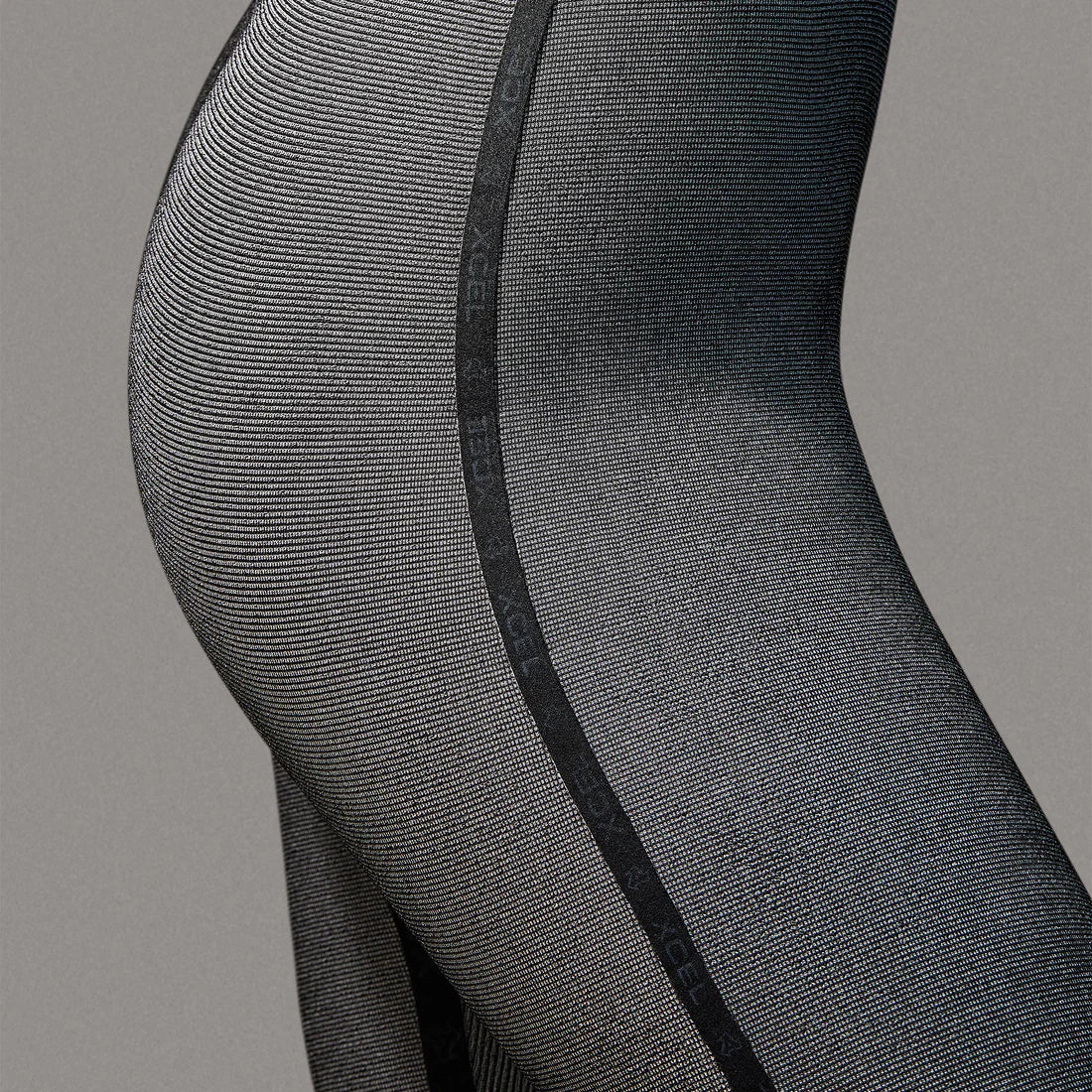 Xcel Infiniti Women Hooded Wetsuit 5/4mm