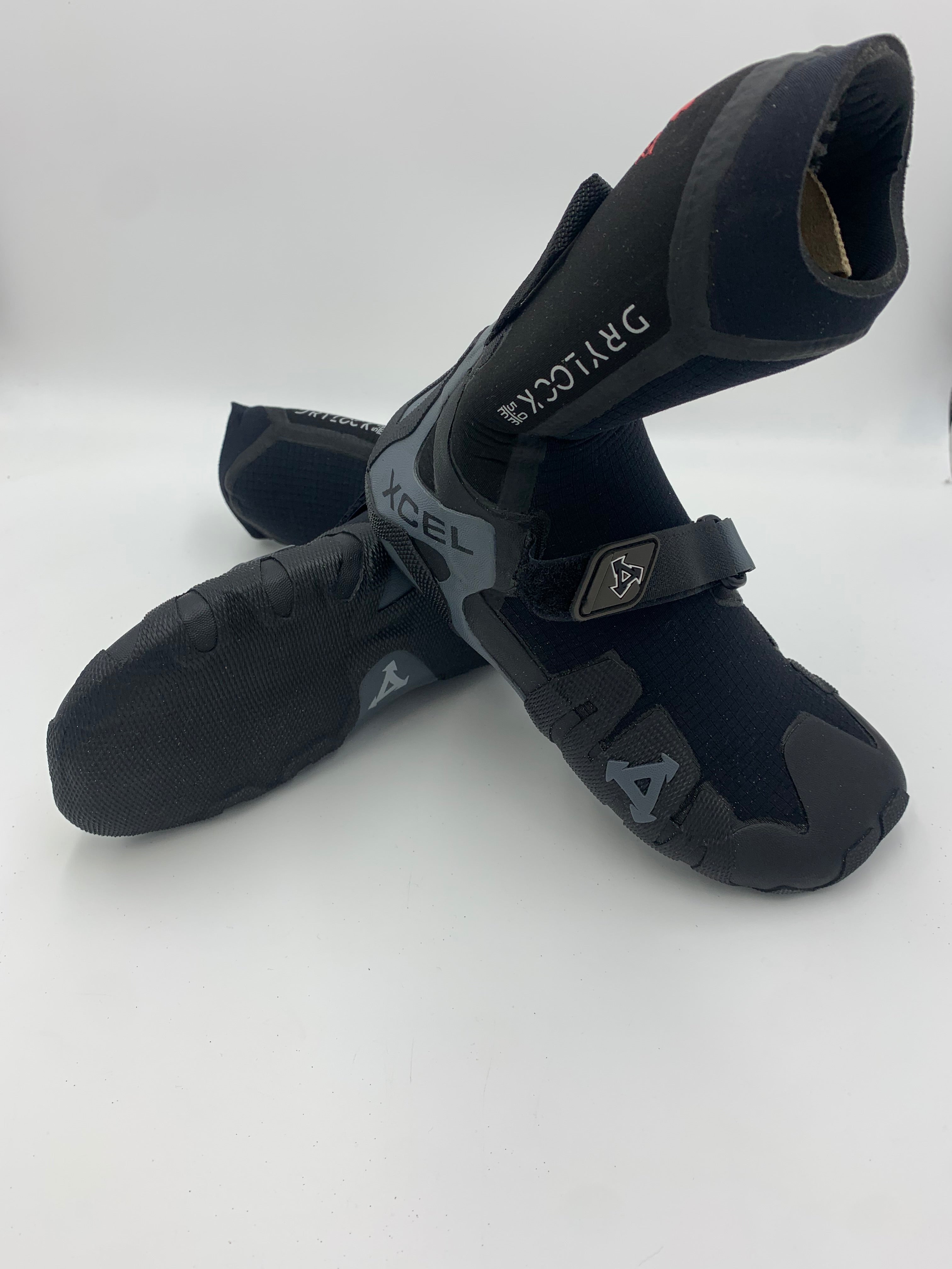 Xcel Drylock Round Toe Surf Booties 7mm