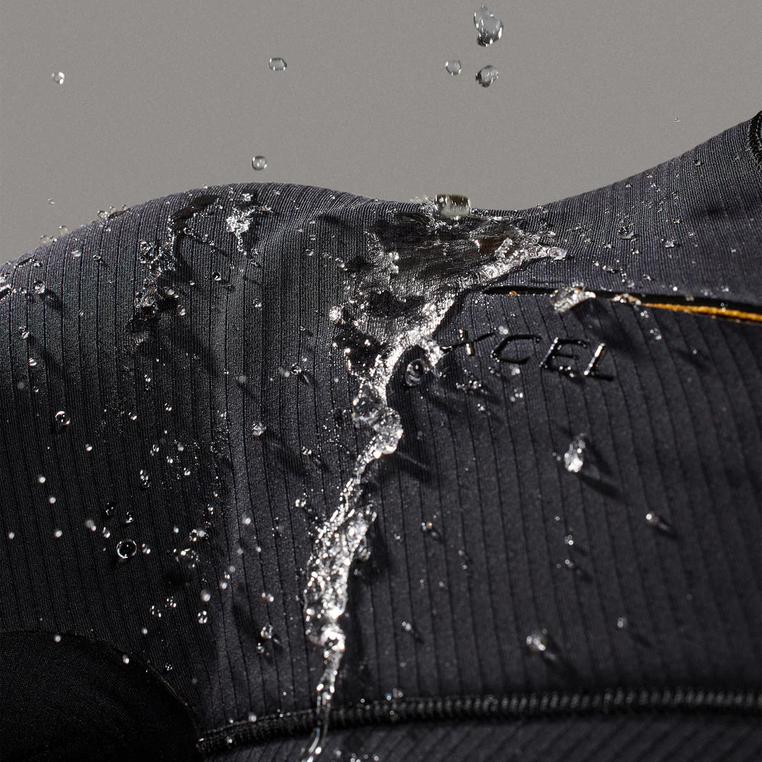 Xcel Drylock Men Hooded Wetsuit 5/4mm