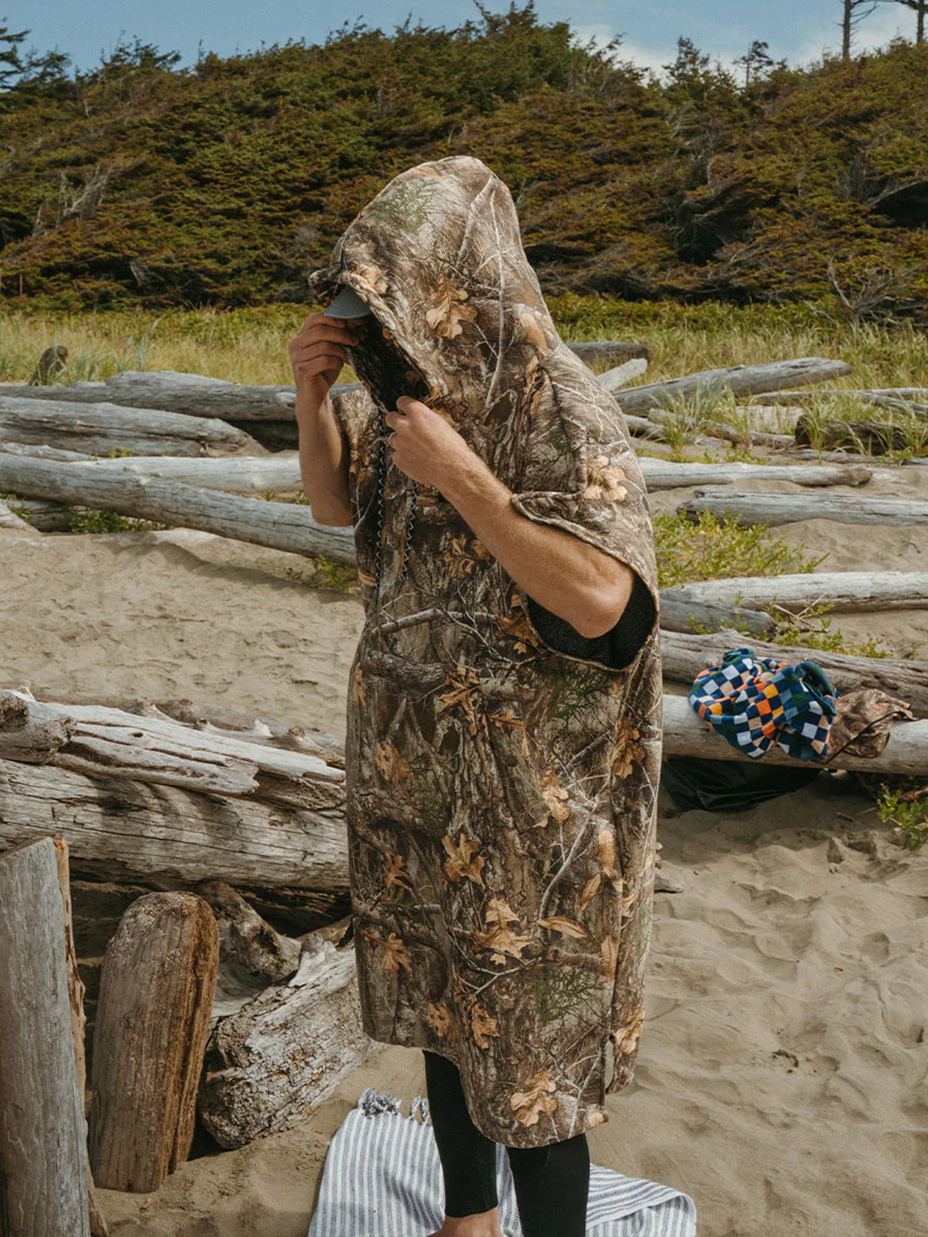 Slowtide Quick Dry Real Tree Poncho