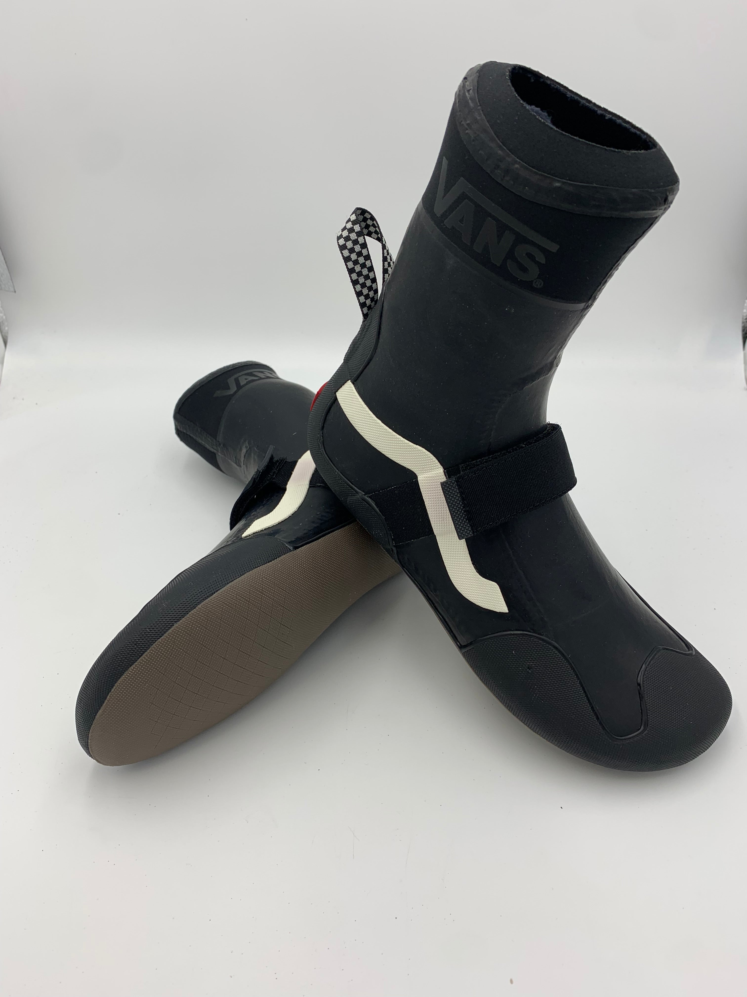 Vans Hi V Round Toe Surf booties 5mm