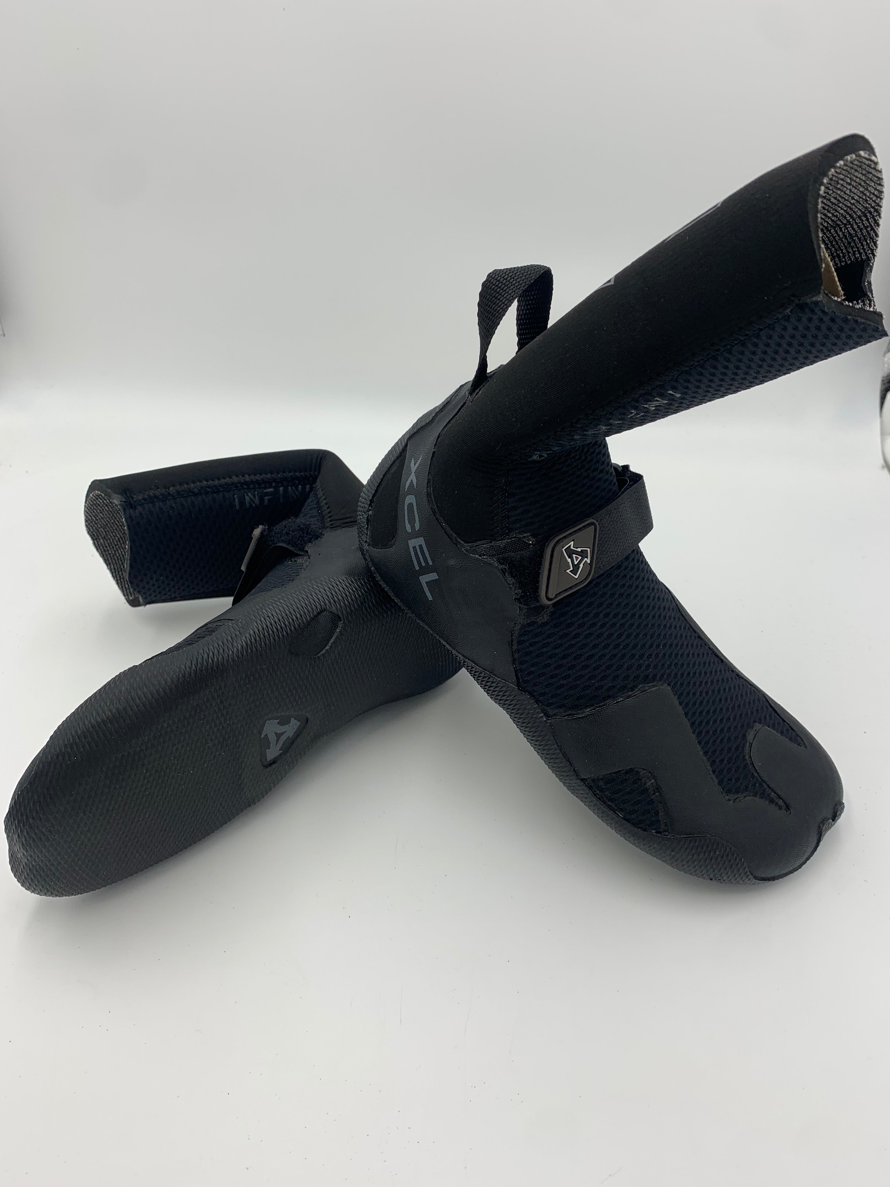 Xcel Infiniti Round Toe Surf Booties 8mm