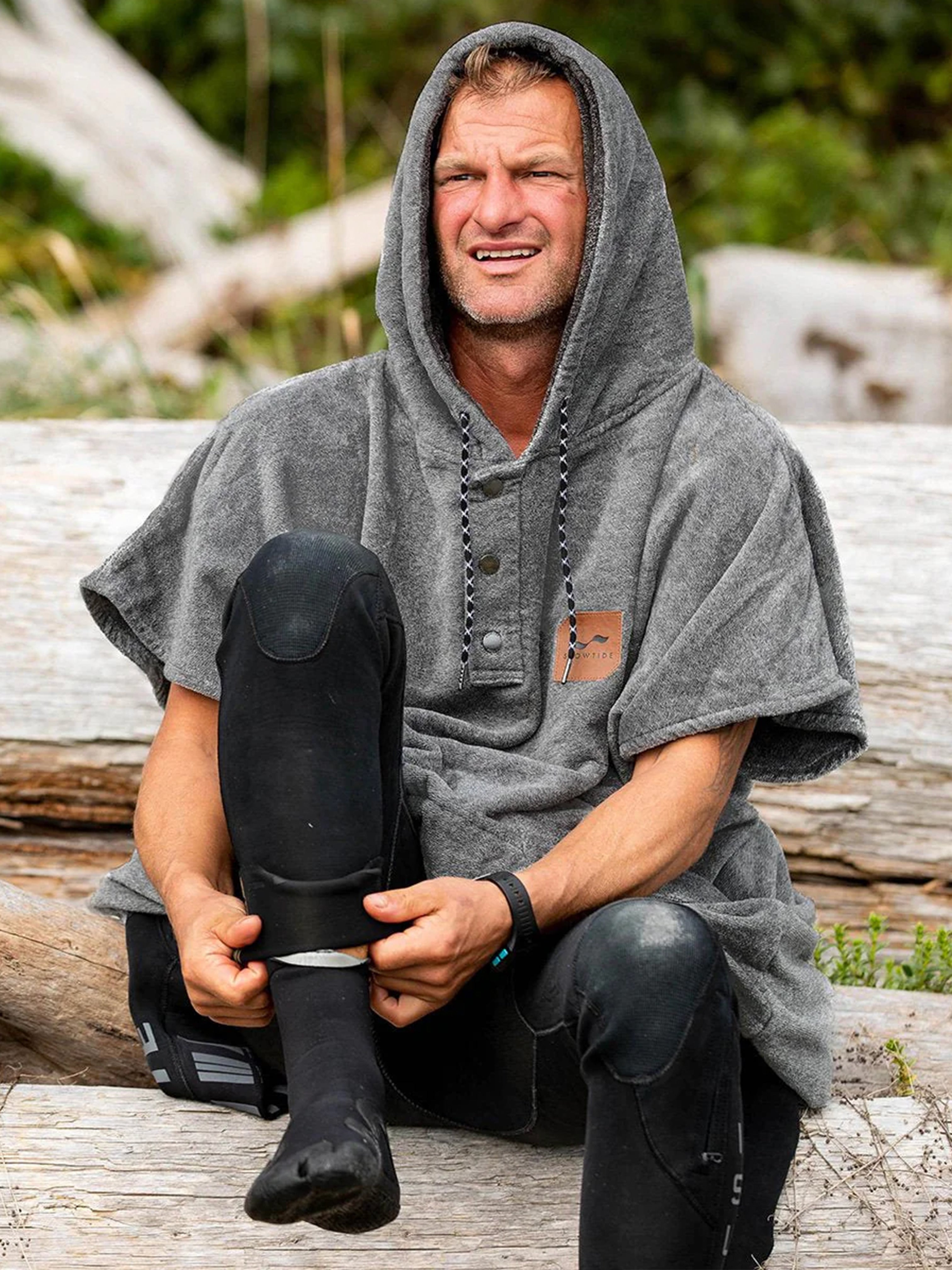 Slowtide - The Digs Changing Poncho