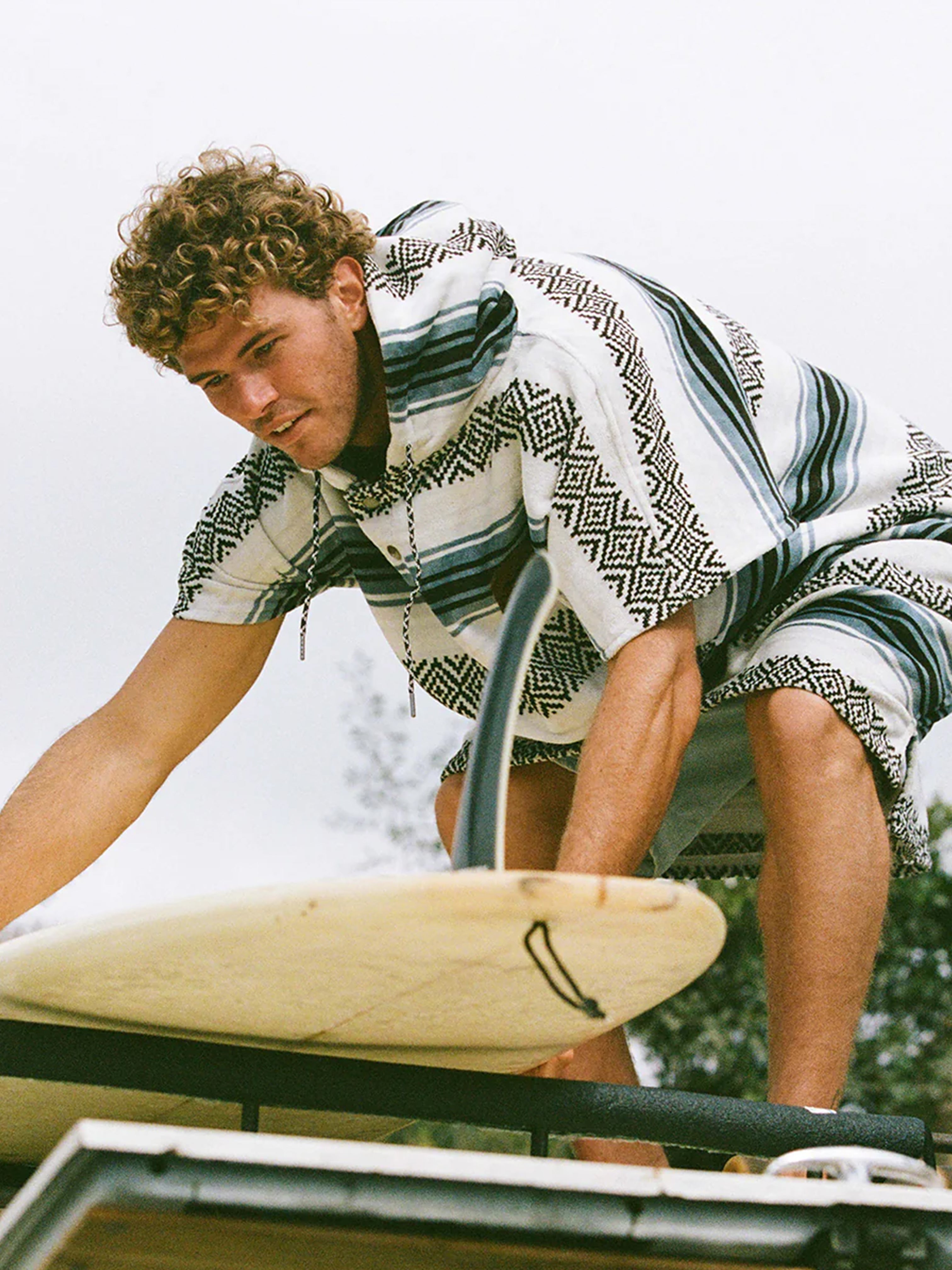 Slowtide Oso Poncho